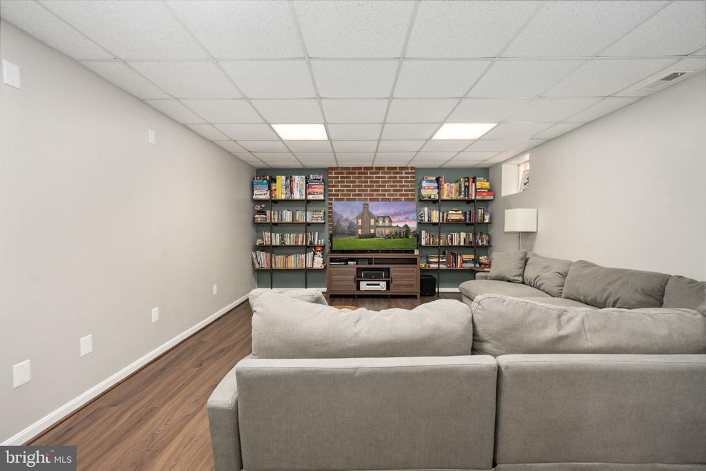 10752 BRIDLEREIN COURT, SPOTSYLVANIA, Virginia 22553, 4 Bedrooms Bedrooms, ,2 BathroomsBathrooms,Residential,10752 BRIDLEREIN COURT,VASP2040532 MLS # VASP2040532