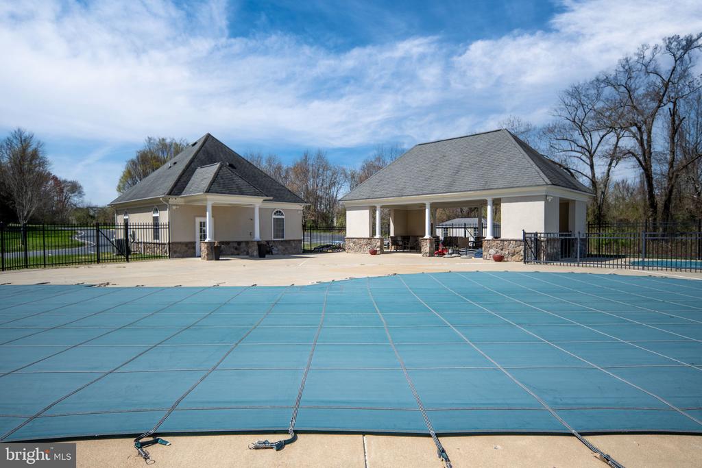 10752 BRIDLEREIN COURT, SPOTSYLVANIA, Virginia 22553, 4 Bedrooms Bedrooms, ,2 BathroomsBathrooms,Residential,10752 BRIDLEREIN COURT,VASP2040532 MLS # VASP2040532