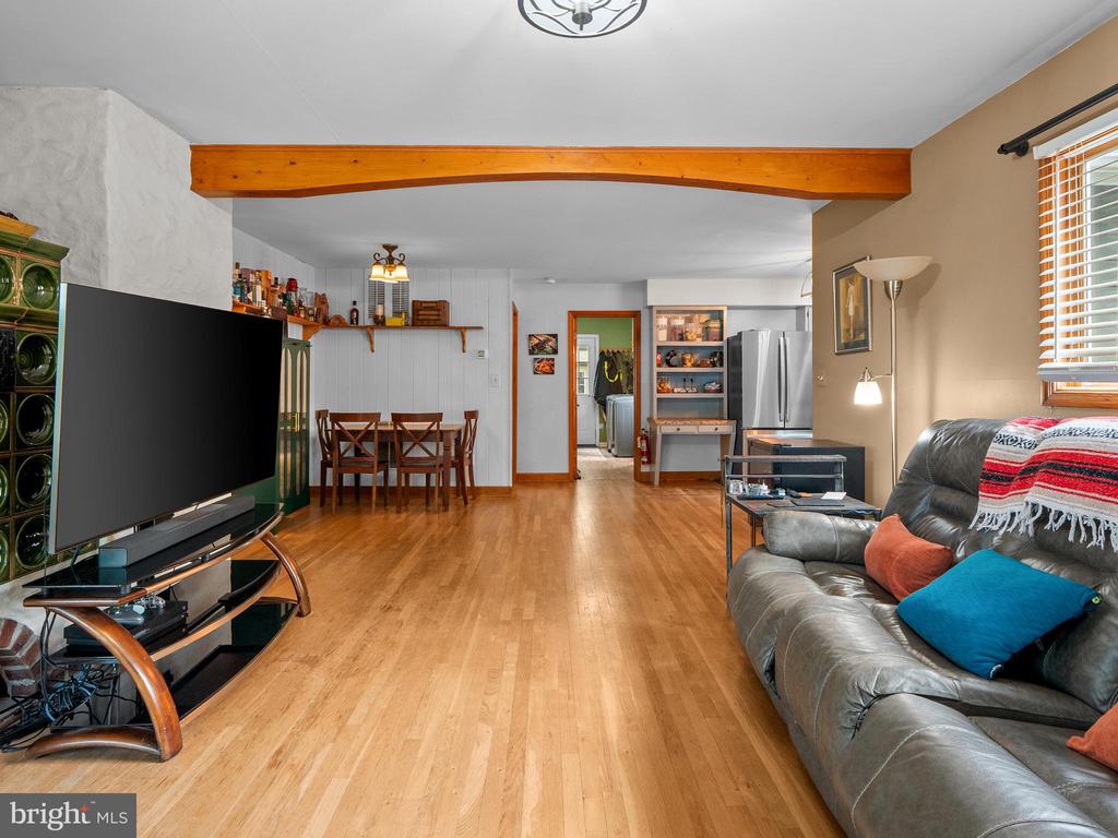 8396 RIXEYVILLE RD, RIXEYVILLE, Virginia 22737, 6 Bedrooms Bedrooms, ,4 BathroomsBathrooms,Residential,8396 RIXEYVILLE RD,VACU2013294 MLS # VACU2013294