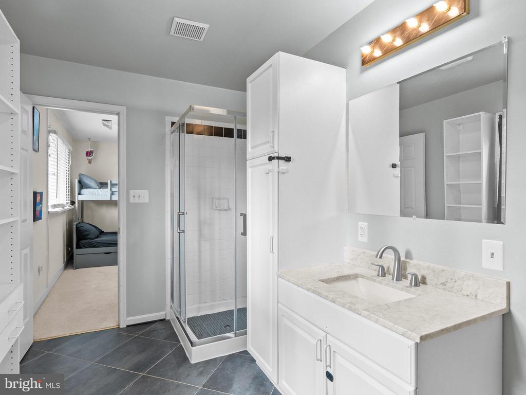 8396 RIXEYVILLE RD, RIXEYVILLE, Virginia 22737, 6 Bedrooms Bedrooms, ,4 BathroomsBathrooms,Residential,8396 RIXEYVILLE RD,VACU2013294 MLS # VACU2013294