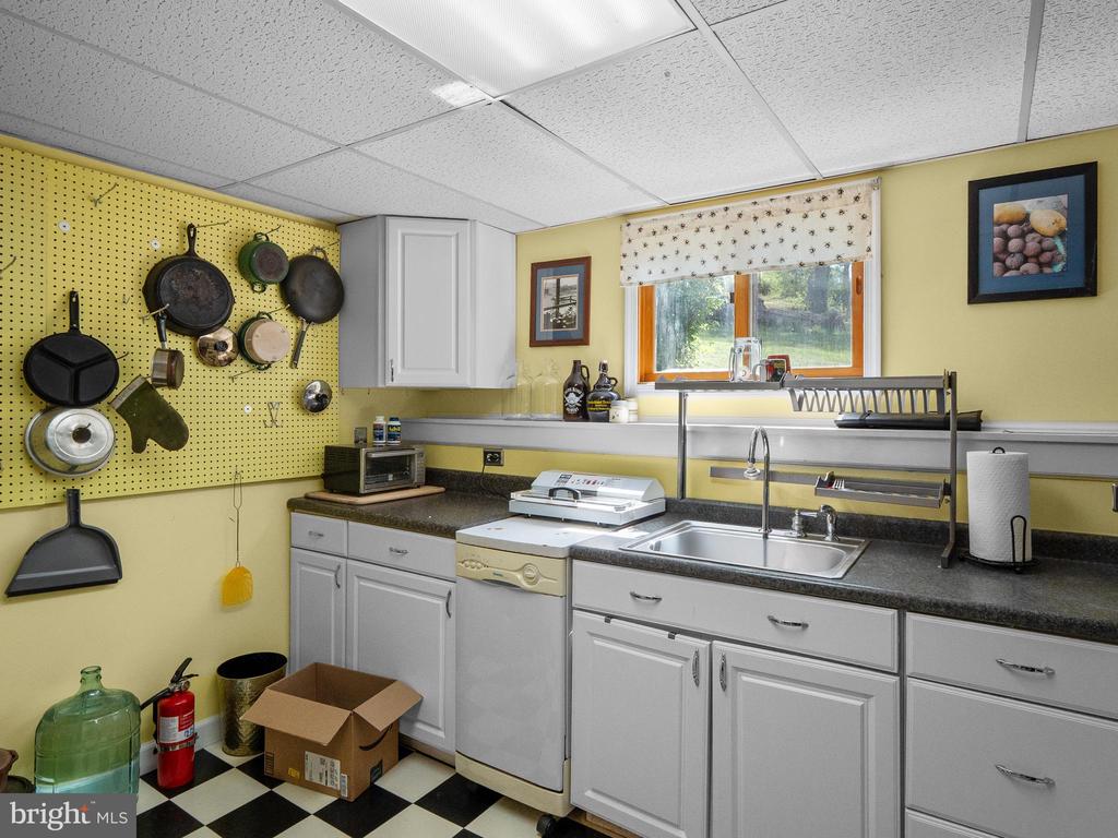 8396 RIXEYVILLE RD, RIXEYVILLE, Virginia 22737, 6 Bedrooms Bedrooms, ,4 BathroomsBathrooms,Residential,8396 RIXEYVILLE RD,VACU2013294 MLS # VACU2013294