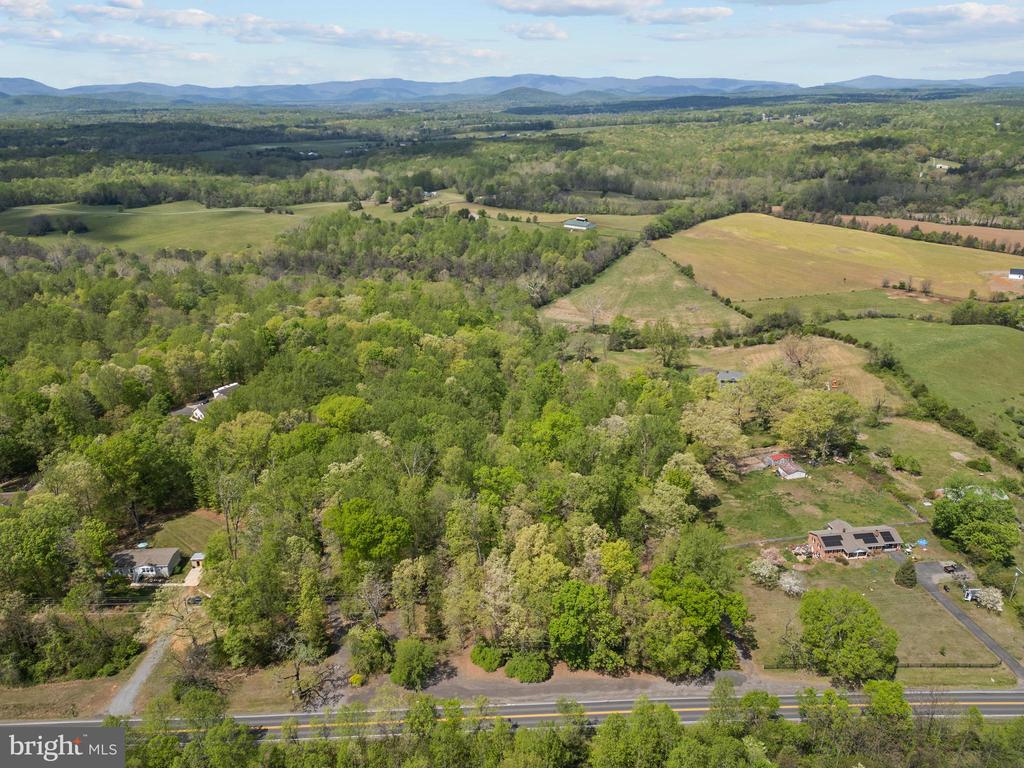 8396 RIXEYVILLE RD, RIXEYVILLE, Virginia 22737, 6 Bedrooms Bedrooms, ,4 BathroomsBathrooms,Residential,8396 RIXEYVILLE RD,VACU2013294 MLS # VACU2013294