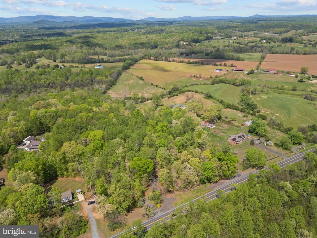 8396 RIXEYVILLE RD, RIXEYVILLE, Virginia 22737, 6 Bedrooms Bedrooms, ,4 BathroomsBathrooms,Residential,8396 RIXEYVILLE RD,VACU2013294 MLS # VACU2013294