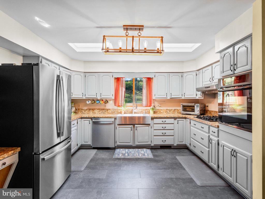 8396 RIXEYVILLE RD, RIXEYVILLE, Virginia 22737, 6 Bedrooms Bedrooms, ,4 BathroomsBathrooms,Residential,8396 RIXEYVILLE RD,VACU2013294 MLS # VACU2013294