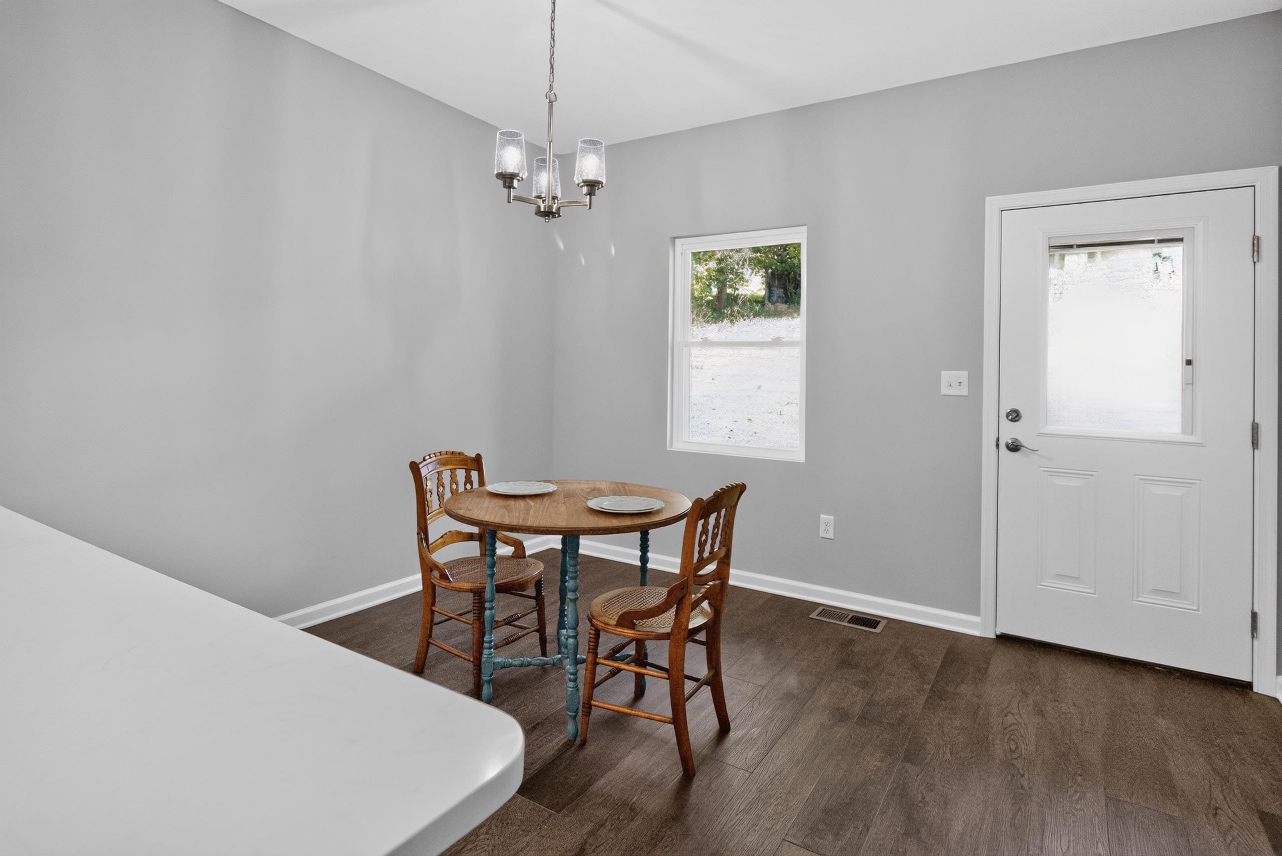 93 BEVERLEY ST, VERONA, Virginia 24482, 3 Bedrooms Bedrooms, ,2 BathroomsBathrooms,Residential,93 BEVERLEY ST,676054 MLS # 676054 93 BEVERLEY ST, VERONA, Virginia 24482, 3 Bedrooms Bedrooms, ,2 BathroomsBathrooms,Residential,93 BEVERLEY ST,676054 MLS # 676054