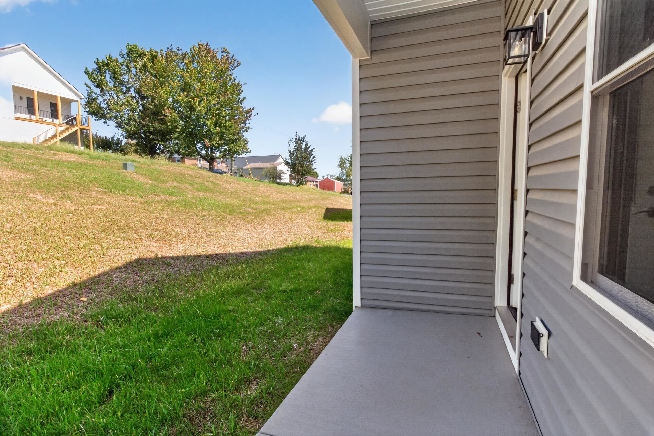 93 BEVERLEY ST, VERONA, Virginia 24482, 3 Bedrooms Bedrooms, ,2 BathroomsBathrooms,Residential,93 BEVERLEY ST,676054 MLS # 676054 93 BEVERLEY ST, VERONA, Virginia 24482, 3 Bedrooms Bedrooms, ,2 BathroomsBathrooms,Residential,93 BEVERLEY ST,676054 MLS # 676054