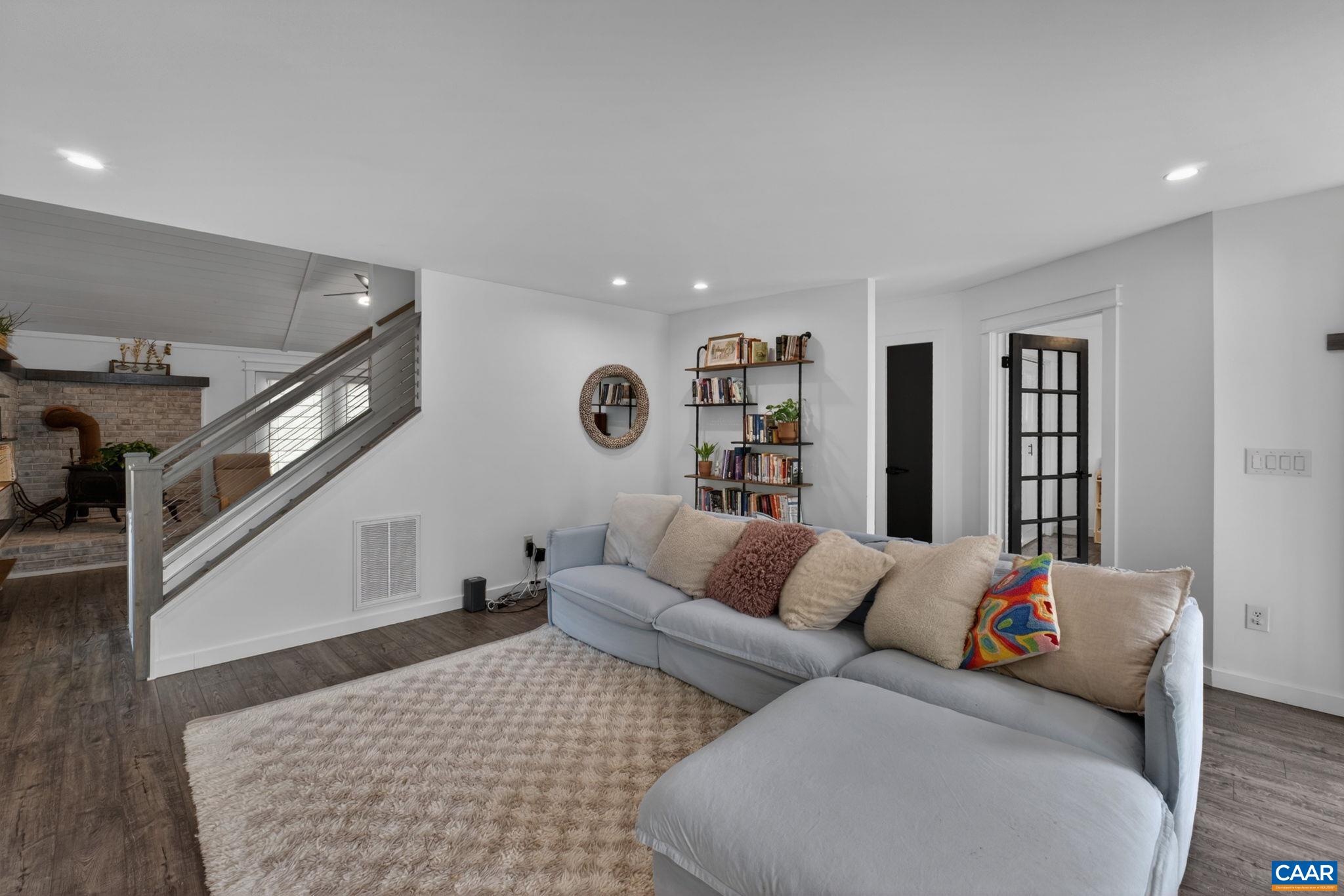 1 TARA CT, PALMYRA, Virginia 22963, 3 Bedrooms Bedrooms, ,2 BathroomsBathrooms,Residential,Lake Monticello Charmer,1 TARA CT,676056 MLS # 676056