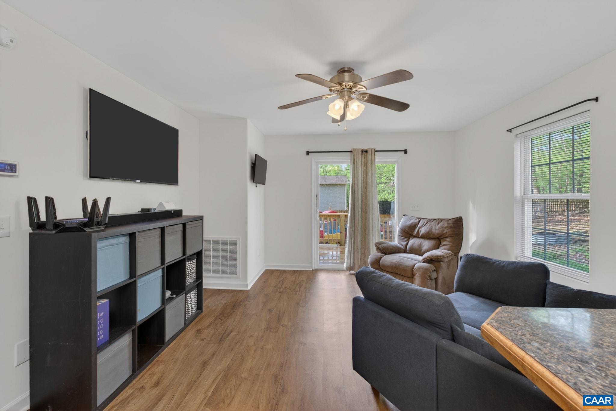 31 WOODLAWN DR, PALMYRA, Virginia 22963, 3 Bedrooms Bedrooms, ,2 BathroomsBathrooms,Residential,31 WOODLAWN DR,676058 MLS # 676058