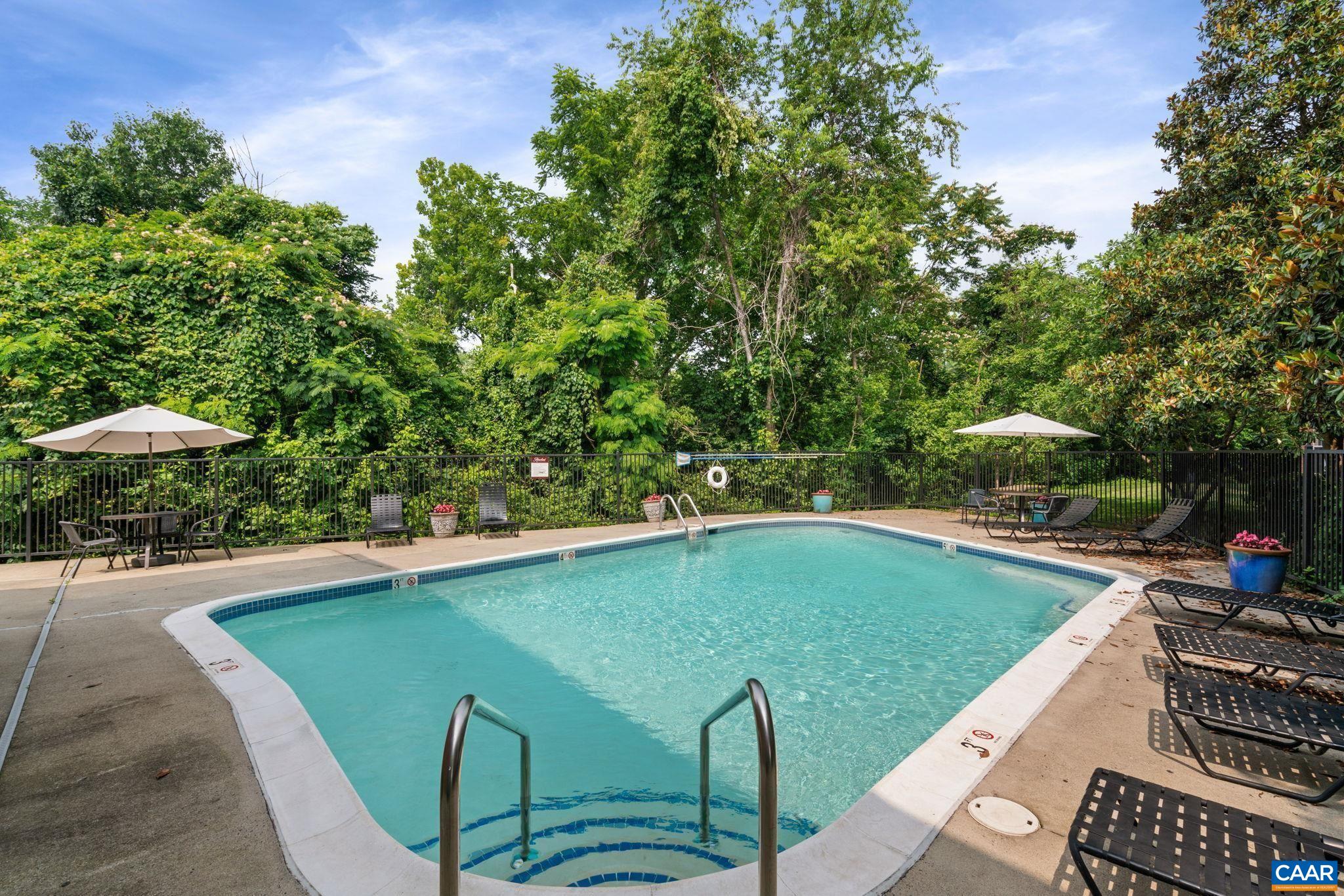 300 RIVERBEND DR, CHARLOTTESVILLE, Virginia 22911, 1 Bedroom Bedrooms, ,1 BathroomBathrooms,Residential,300 RIVERBEND DR,676059 MLS # 676059