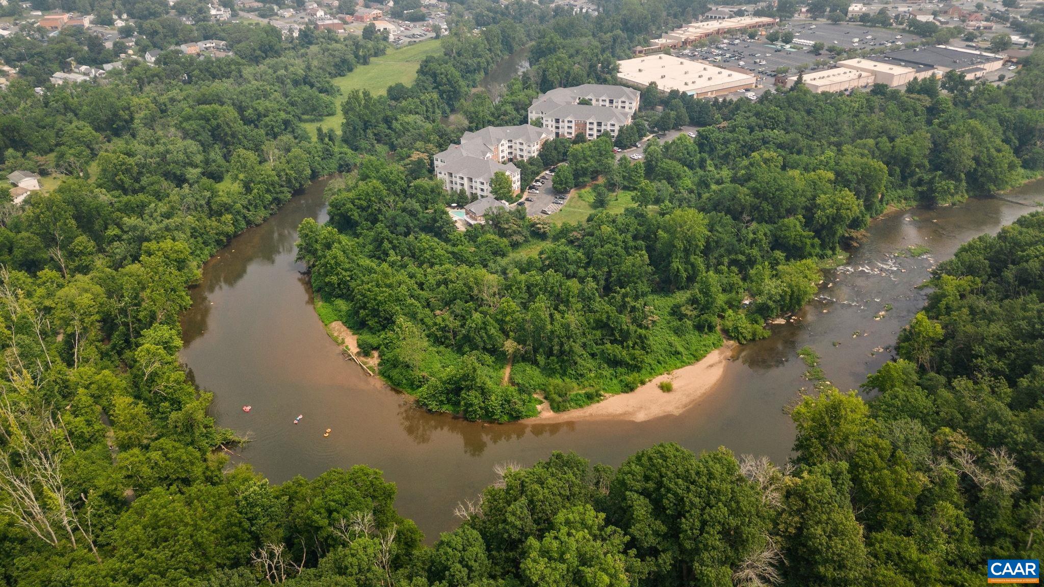 300 RIVERBEND DR, CHARLOTTESVILLE, Virginia 22911, 1 Bedroom Bedrooms, ,1 BathroomBathrooms,Residential,300 RIVERBEND DR,676059 MLS # 676059