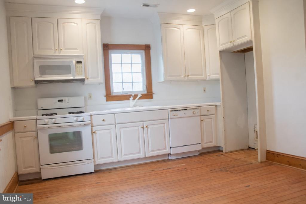 4461 MORRISVILLE RD, BEALETON, Virginia, 3 Bedrooms Bedrooms, ,2 BathroomsBathrooms,Residential,4461 MORRISVILLE RD,VAFQ2020866 MLS # VAFQ2020866