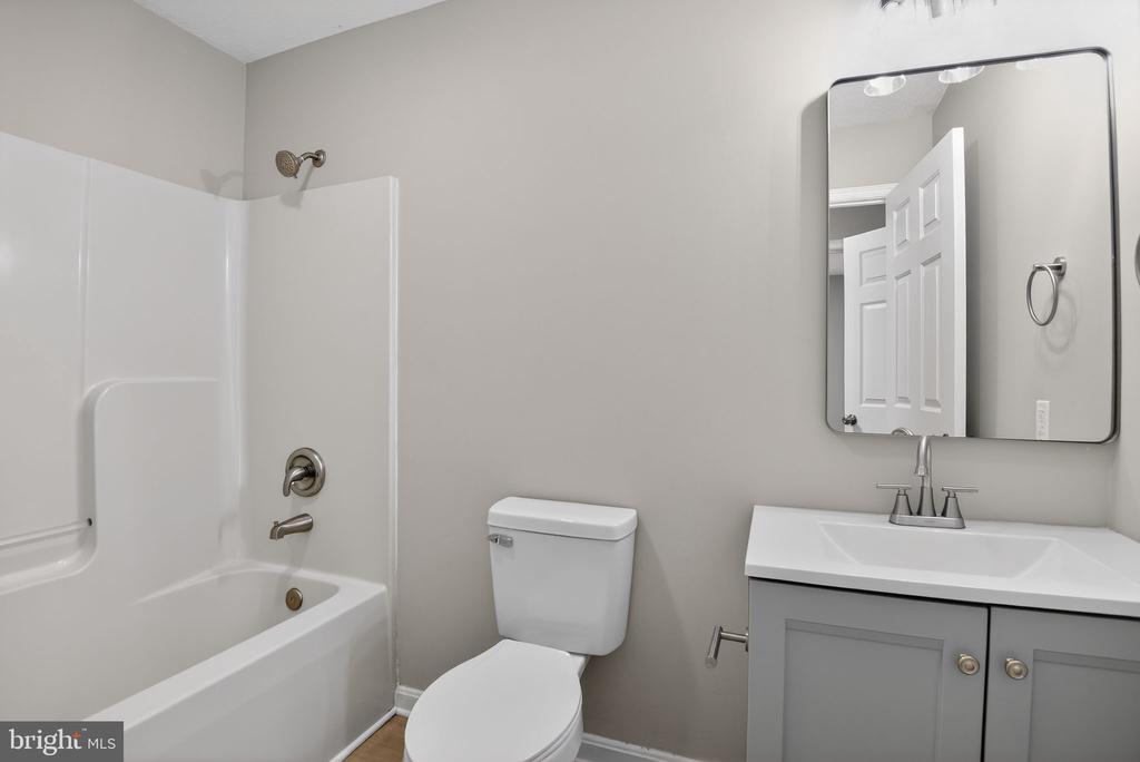 827 GREENE ACRES RD S, STANARDSVILLE, Virginia 22973, 4 Bedrooms Bedrooms, ,2 BathroomsBathrooms,Residential,827 GREENE ACRES RD S,VAGR2000848 MLS # VAGR2000848