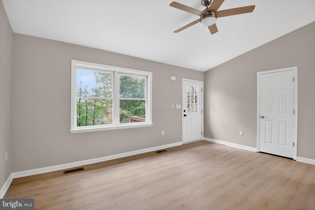 827 GREENE ACRES RD S, STANARDSVILLE, Virginia 22973, 4 Bedrooms Bedrooms, ,2 BathroomsBathrooms,Residential,827 GREENE ACRES RD S,VAGR2000848 MLS # VAGR2000848