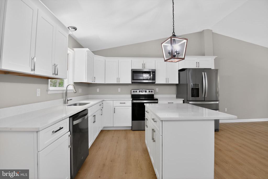 827 GREENE ACRES RD S, STANARDSVILLE, Virginia 22973, 4 Bedrooms Bedrooms, ,2 BathroomsBathrooms,Residential,827 GREENE ACRES RD S,VAGR2000848 MLS # VAGR2000848