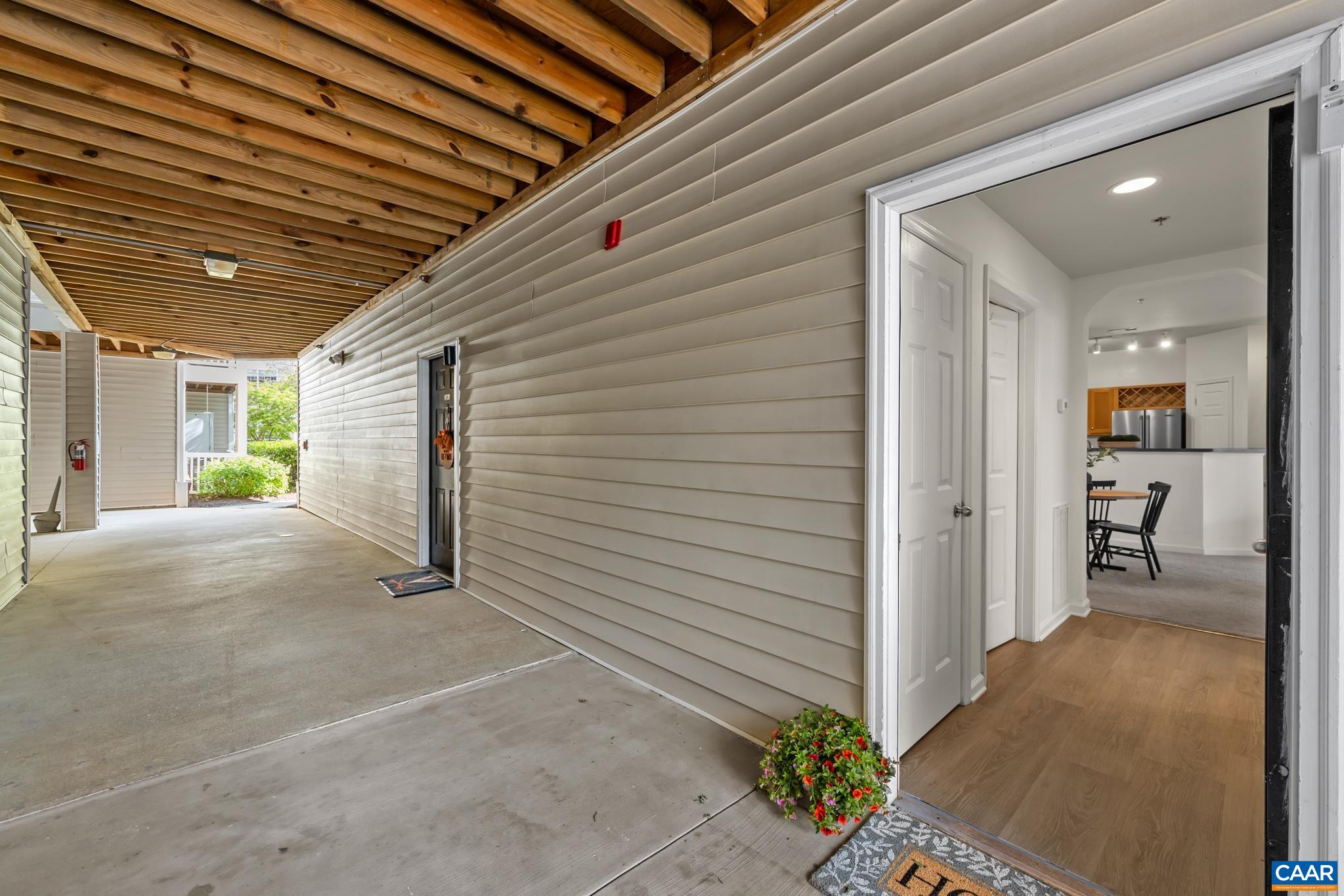 280 RIVERBEND DR, CHARLOTTESVILLE, Virginia 22911, 2 Bedrooms Bedrooms, ,2 BathroomsBathrooms,Residential,280 RIVERBEND DR,676063 MLS # 676063