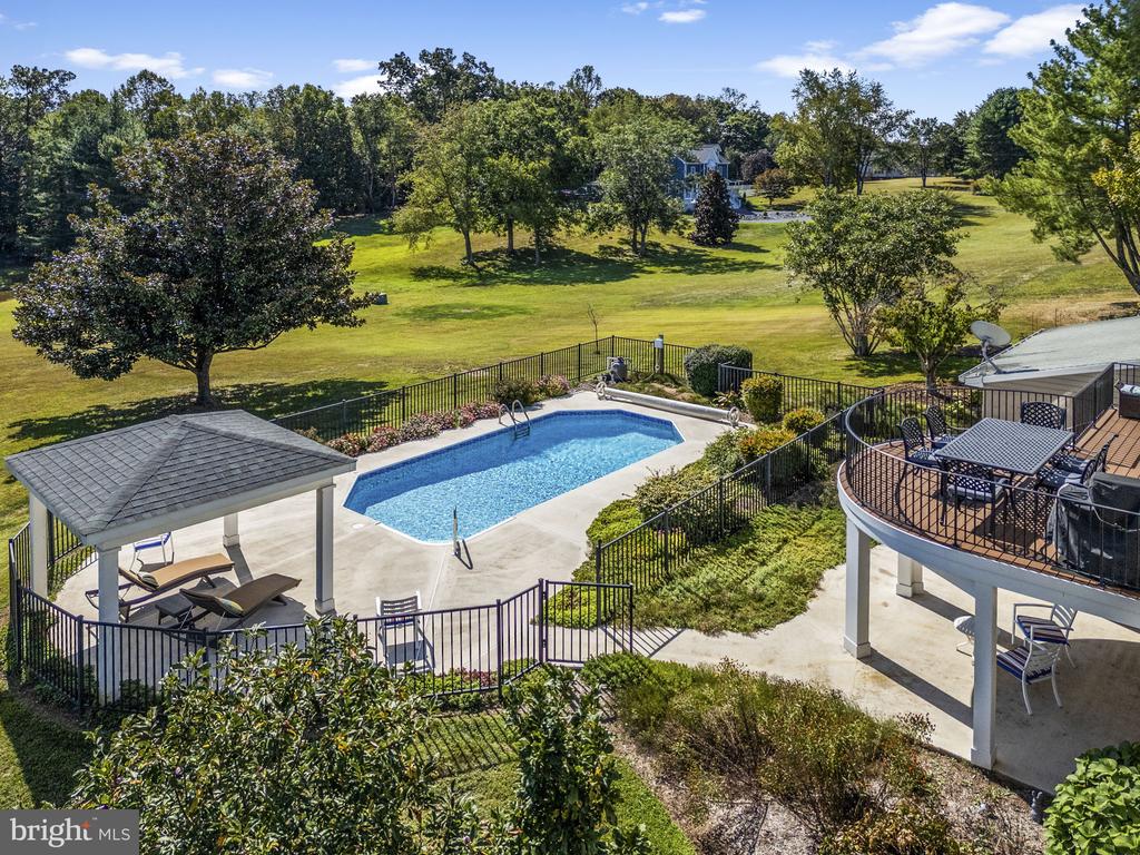 8056 GRIFFINSBURG RD, BOSTON, Virginia 22713, 6 Bedrooms Bedrooms, ,3 BathroomsBathrooms,Residential,8056 GRIFFINSBURG RD,VACU2012954 MLS # VACU2012954