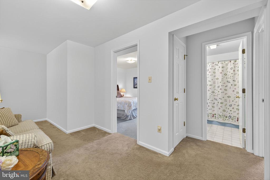 8056 GRIFFINSBURG RD, BOSTON, Virginia 22713, 6 Bedrooms Bedrooms, ,3 BathroomsBathrooms,Residential,8056 GRIFFINSBURG RD,VACU2012954 MLS # VACU2012954