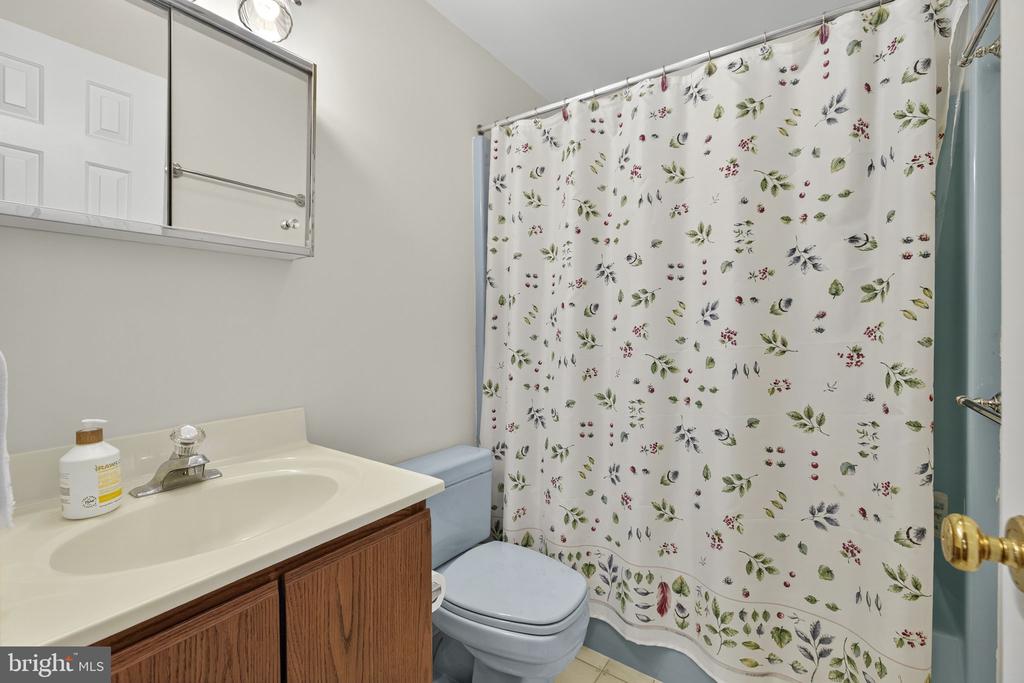 8056 GRIFFINSBURG RD, BOSTON, Virginia 22713, 6 Bedrooms Bedrooms, ,3 BathroomsBathrooms,Residential,8056 GRIFFINSBURG RD,VACU2012954 MLS # VACU2012954