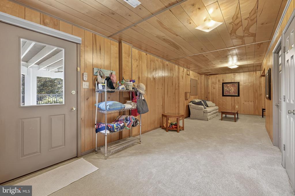 8056 GRIFFINSBURG RD, BOSTON, Virginia 22713, 6 Bedrooms Bedrooms, ,3 BathroomsBathrooms,Residential,8056 GRIFFINSBURG RD,VACU2012954 MLS # VACU2012954