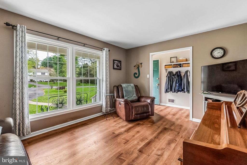 6774 GRAYS MILL RD, WARRENTON, Virginia, 3 Bedrooms Bedrooms, ,2 BathroomsBathrooms,Residential,6774 GRAYS MILL RD,VAFQ2021050 MLS # VAFQ2021050