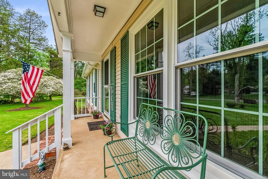 6774 GRAYS MILL RD, WARRENTON, Virginia, 3 Bedrooms Bedrooms, ,2 BathroomsBathrooms,Residential,6774 GRAYS MILL RD,VAFQ2021050 MLS # VAFQ2021050