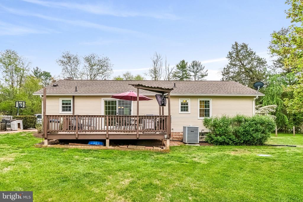 6774 GRAYS MILL RD, WARRENTON, Virginia, 3 Bedrooms Bedrooms, ,2 BathroomsBathrooms,Residential,6774 GRAYS MILL RD,VAFQ2021050 MLS # VAFQ2021050