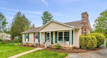 6774 GRAYS MILL RD, WARRENTON, Virginia, 3 Bedrooms Bedrooms, ,2 BathroomsBathrooms,Residential,6774 GRAYS MILL RD,VAFQ2021050 MLS # VAFQ2021050