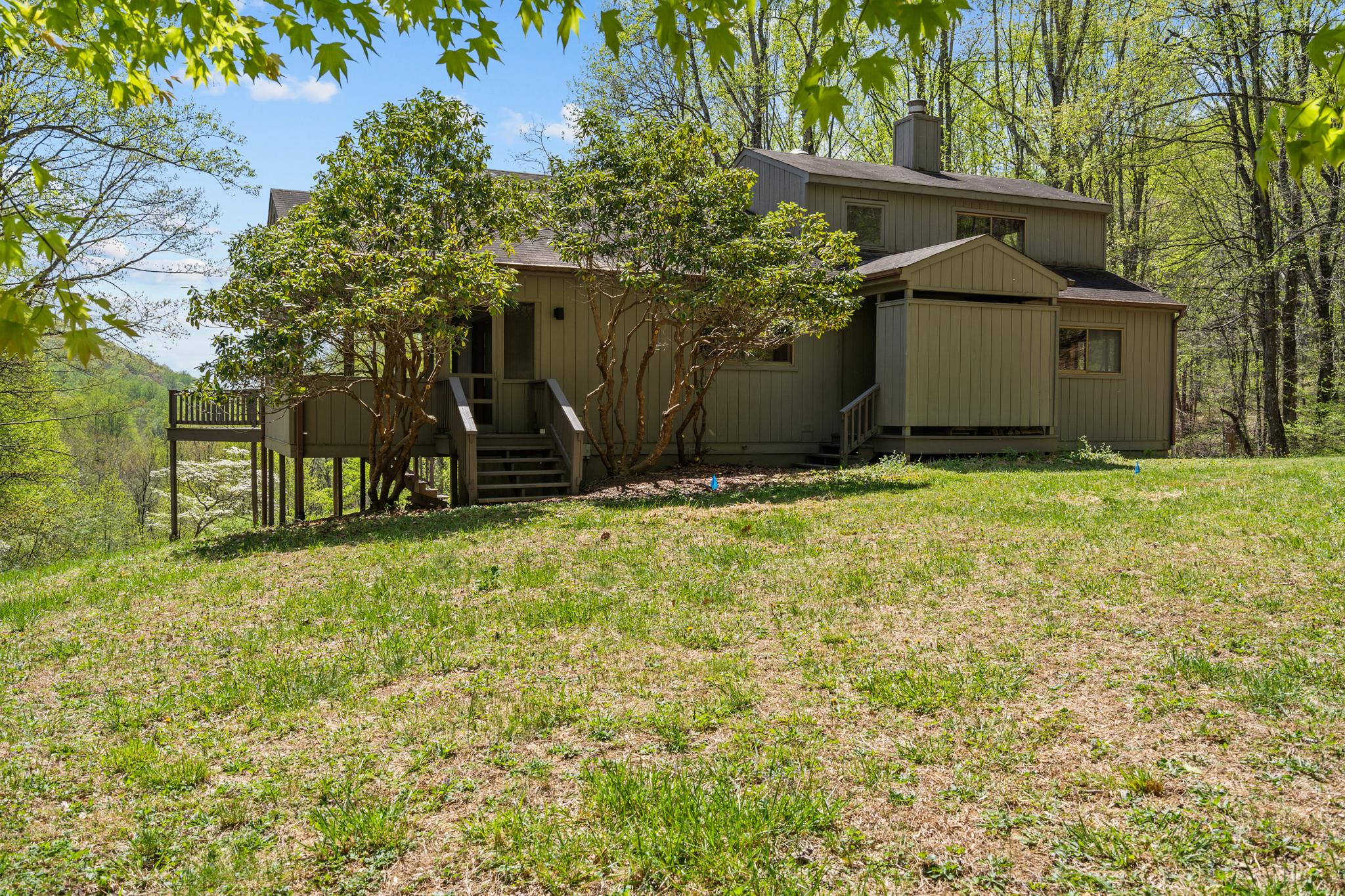 815 GID BROWN HOLLOW RD, WASHINGTON, Virginia, 3 Bedrooms Bedrooms, ,2 BathroomsBathrooms,Residential,815 GID BROWN HOLLOW RD,VARP2002582 MLS # VARP2002582