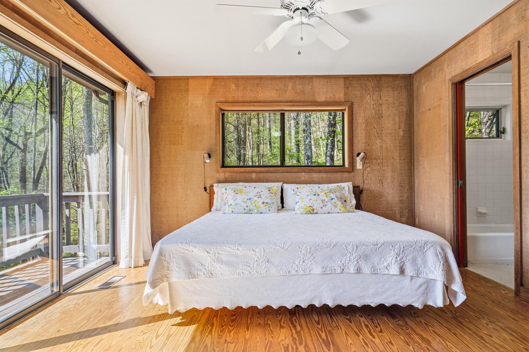 815 GID BROWN HOLLOW RD, WASHINGTON, Virginia, 3 Bedrooms Bedrooms, ,2 BathroomsBathrooms,Residential,815 GID BROWN HOLLOW RD,VARP2002582 MLS # VARP2002582