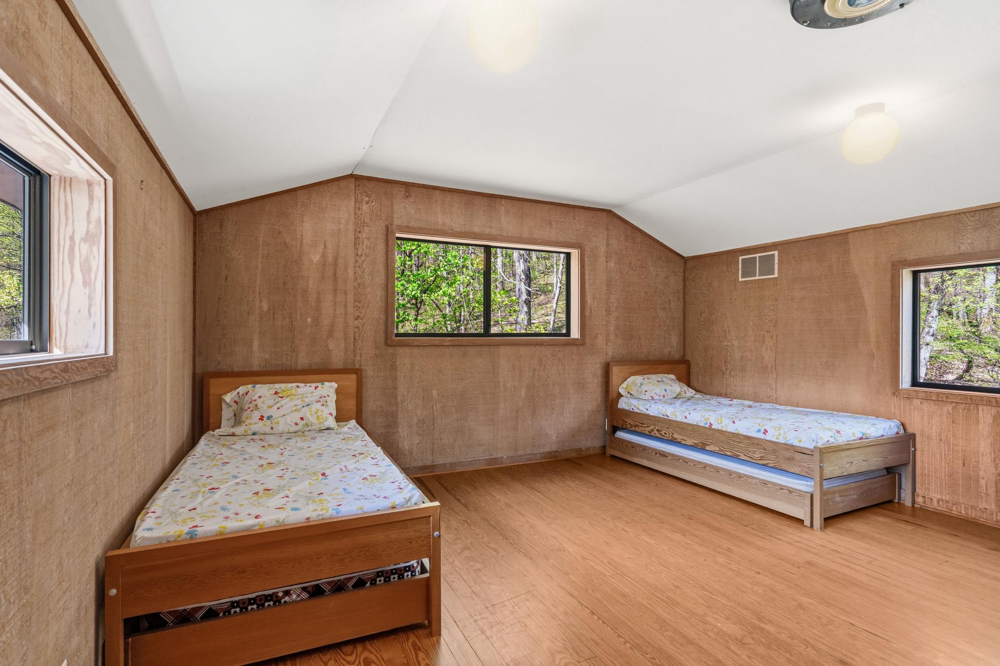 815 GID BROWN HOLLOW RD, WASHINGTON, Virginia, 3 Bedrooms Bedrooms, ,2 BathroomsBathrooms,Residential,815 GID BROWN HOLLOW RD,VARP2002582 MLS # VARP2002582