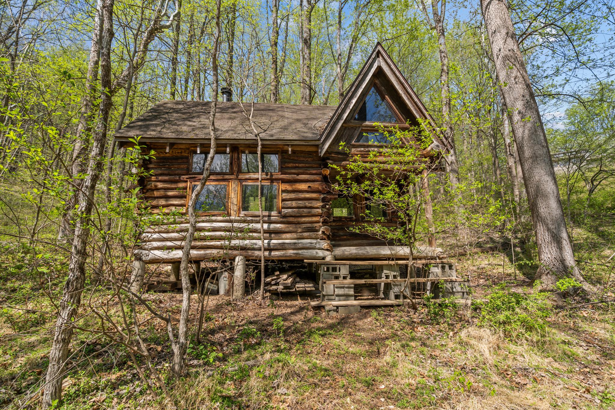 815 GID BROWN HOLLOW RD, WASHINGTON, Virginia, 3 Bedrooms Bedrooms, ,2 BathroomsBathrooms,Residential,815 GID BROWN HOLLOW RD,VARP2002582 MLS # VARP2002582