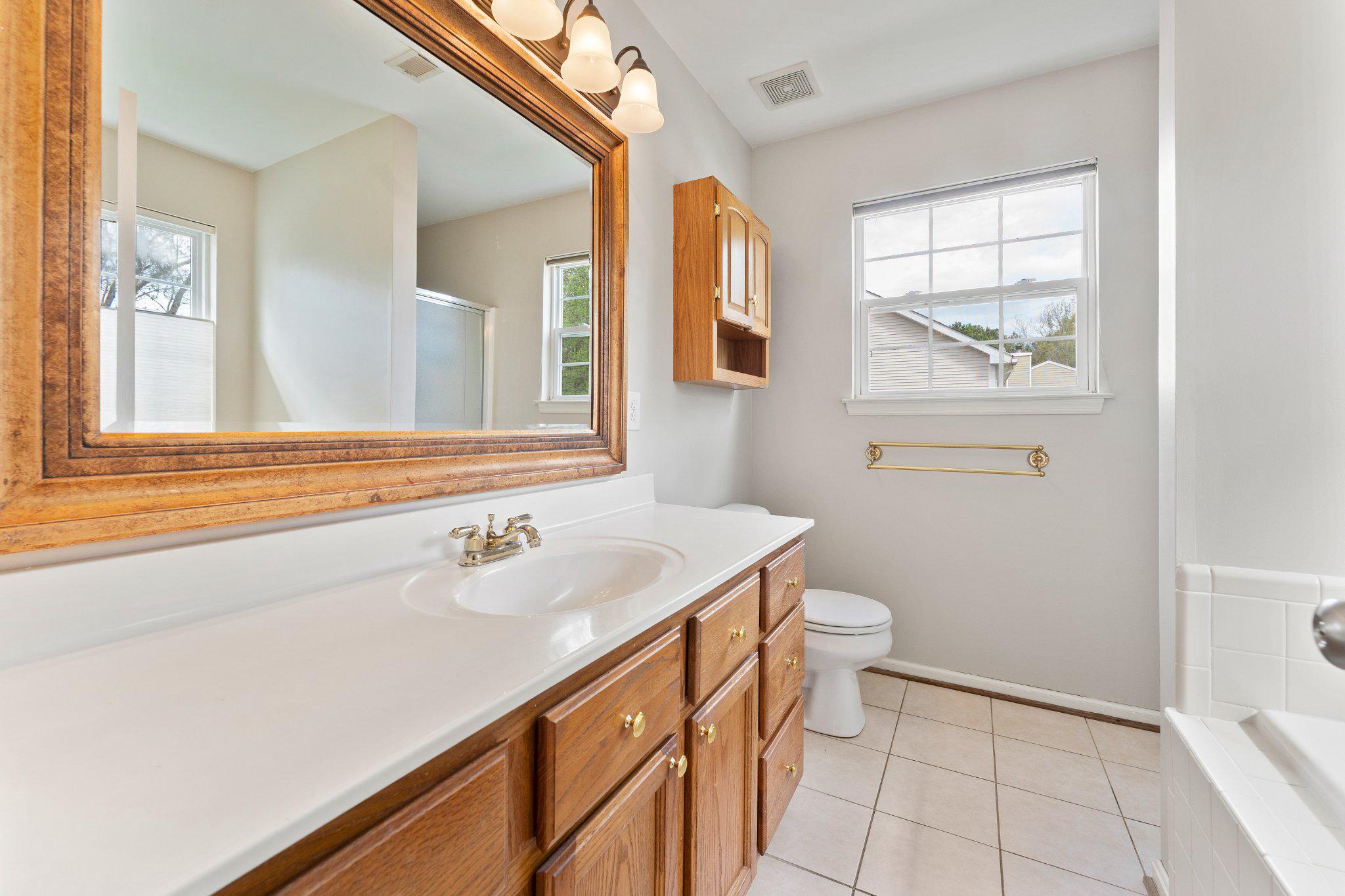 8811 KENT CT, FREDERICKSBURG, Virginia 22408, 5 Bedrooms Bedrooms, ,3 BathroomsBathrooms,Residential,8811 KENT CT,VASP2040968 MLS # VASP2040968