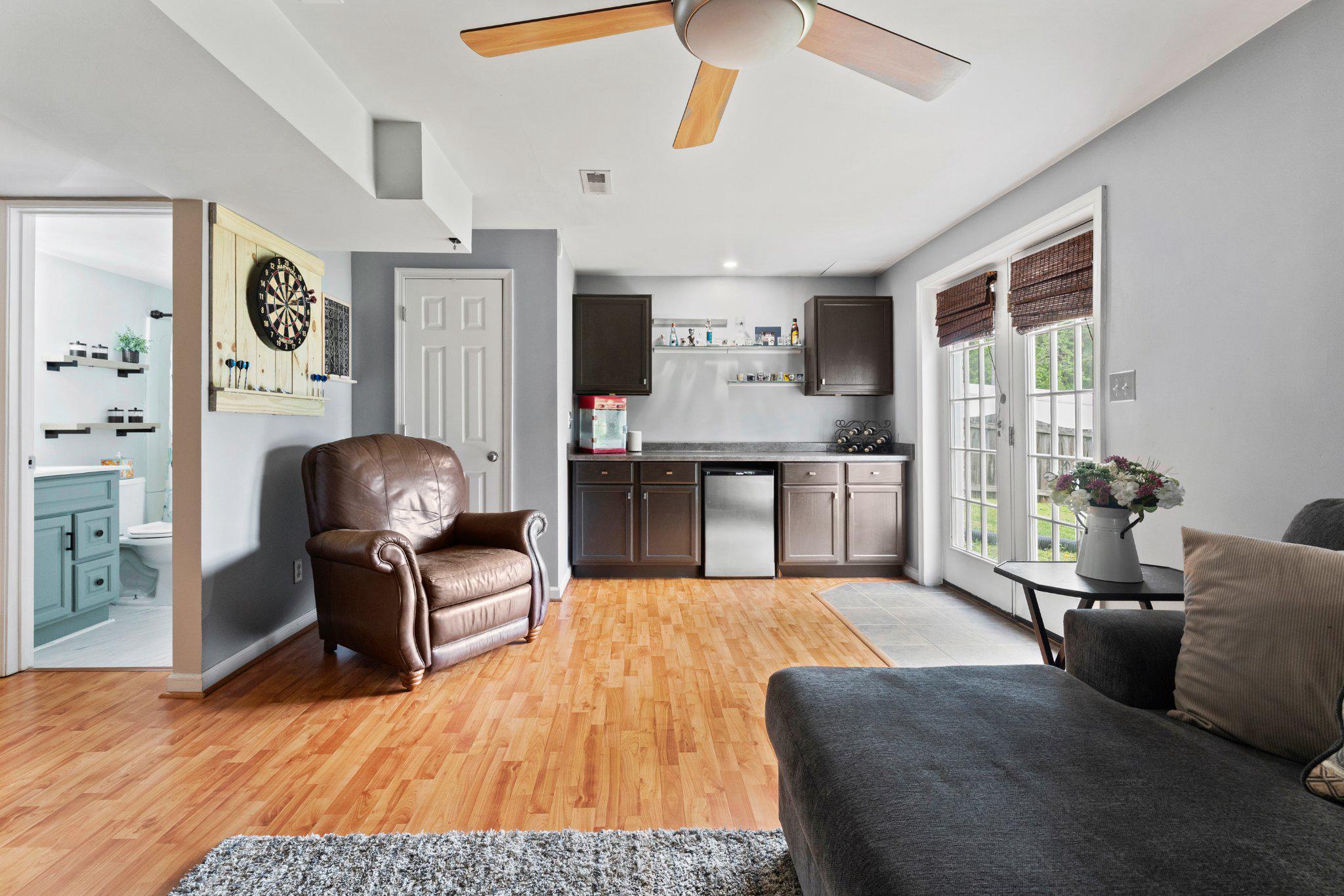 8811 KENT CT, FREDERICKSBURG, Virginia 22408, 5 Bedrooms Bedrooms, ,3 BathroomsBathrooms,Residential,8811 KENT CT,VASP2040968 MLS # VASP2040968