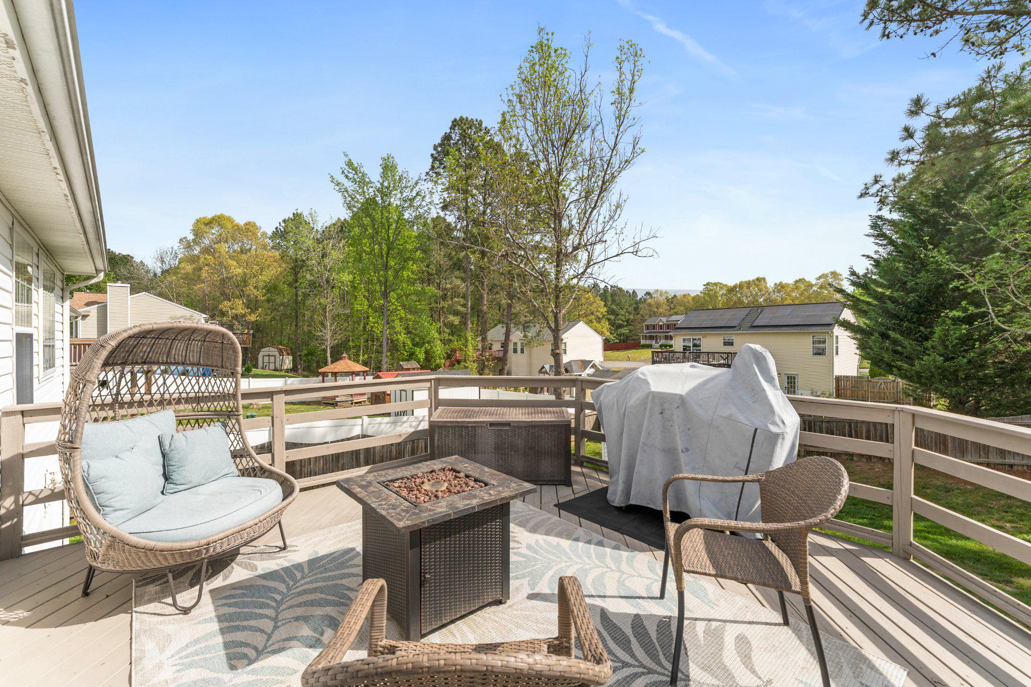 8811 KENT CT, FREDERICKSBURG, Virginia 22408, 5 Bedrooms Bedrooms, ,3 BathroomsBathrooms,Residential,8811 KENT CT,VASP2040968 MLS # VASP2040968