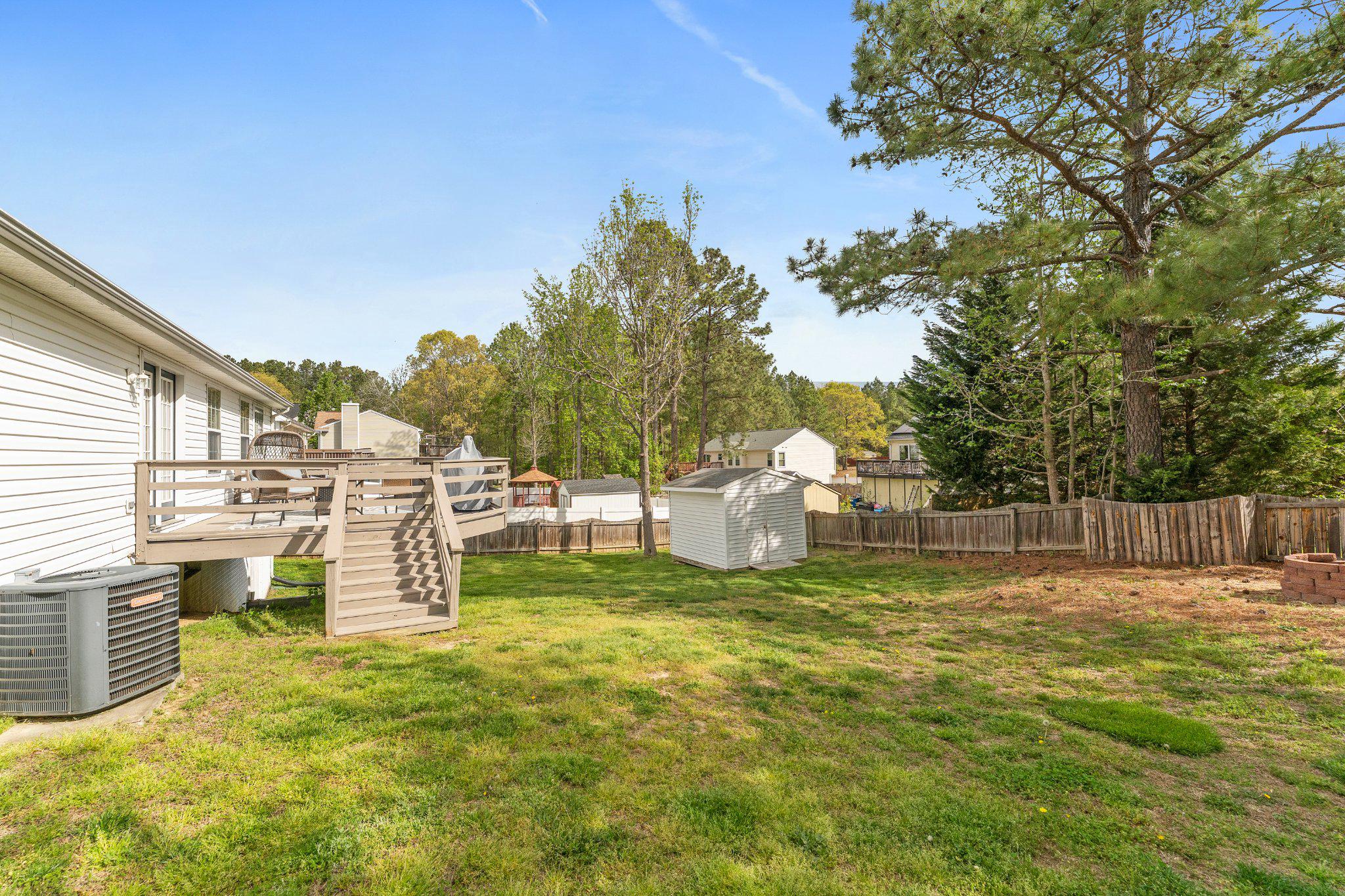 8811 KENT CT, FREDERICKSBURG, Virginia 22408, 5 Bedrooms Bedrooms, ,3 BathroomsBathrooms,Residential,8811 KENT CT,VASP2040968 MLS # VASP2040968