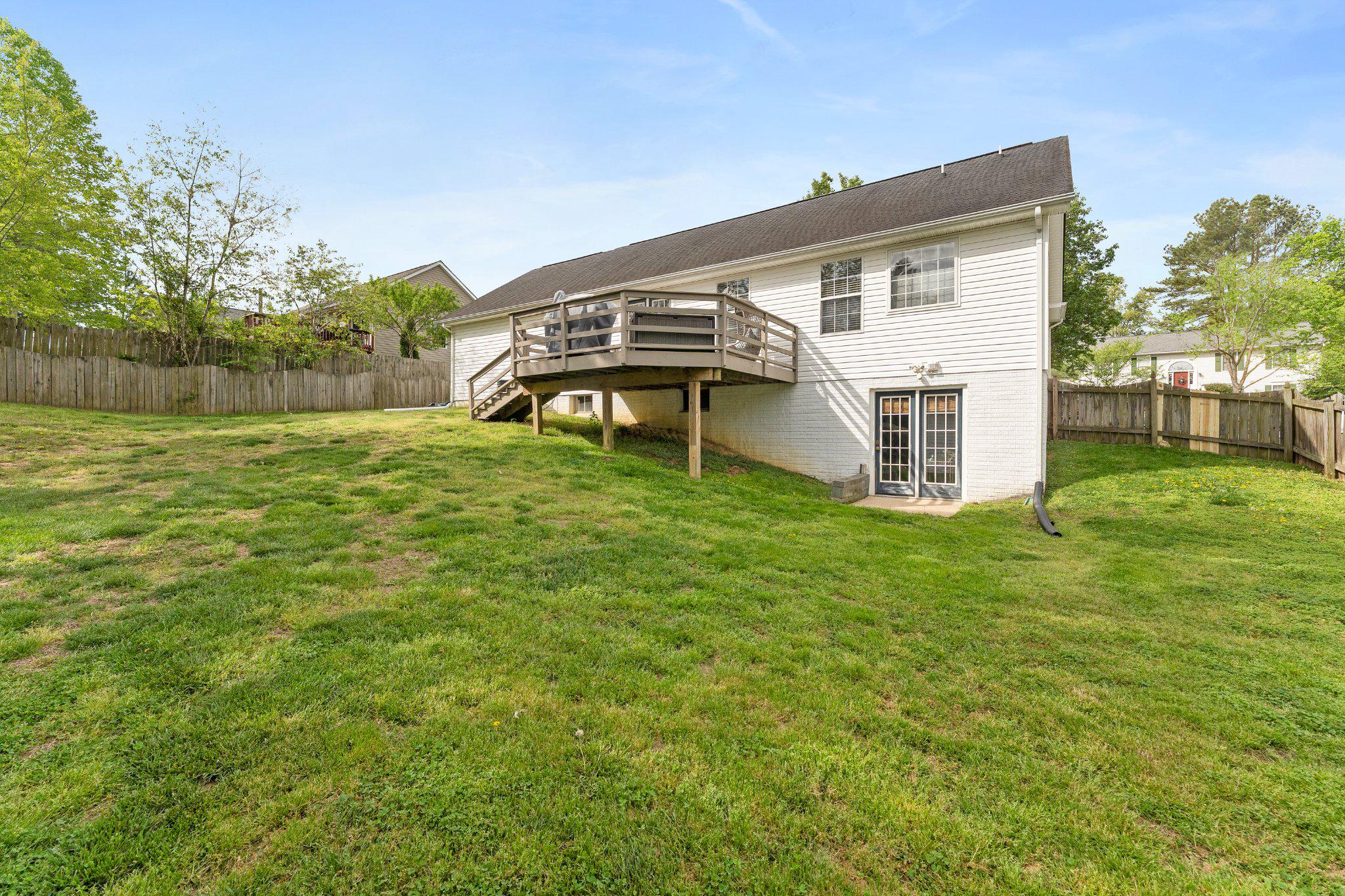 8811 KENT CT, FREDERICKSBURG, Virginia 22408, 5 Bedrooms Bedrooms, ,3 BathroomsBathrooms,Residential,8811 KENT CT,VASP2040968 MLS # VASP2040968