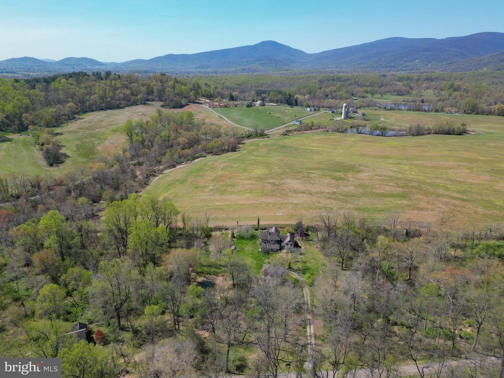 45 SHOOTZ HOLLOW RD, HUNTLY, Virginia, 4 Bedrooms Bedrooms, ,3 BathroomsBathrooms,Residential,45 SHOOTZ HOLLOW RD,VARP2002558 MLS # VARP2002558