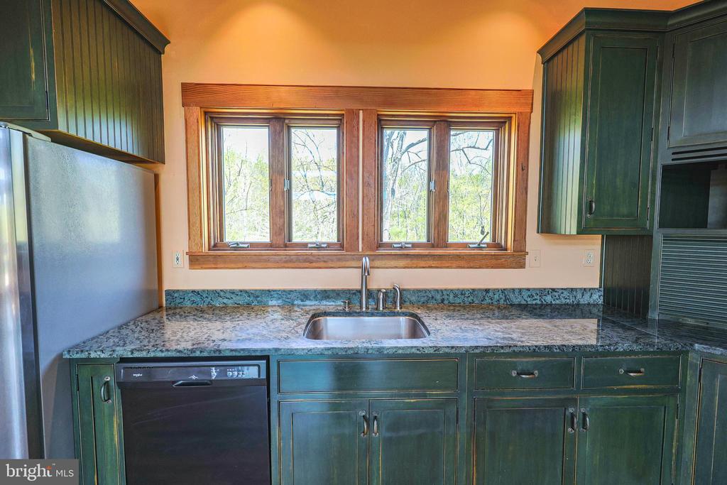 45 SHOOTZ HOLLOW RD, HUNTLY, Virginia, 4 Bedrooms Bedrooms, ,3 BathroomsBathrooms,Residential,45 SHOOTZ HOLLOW RD,VARP2002558 MLS # VARP2002558