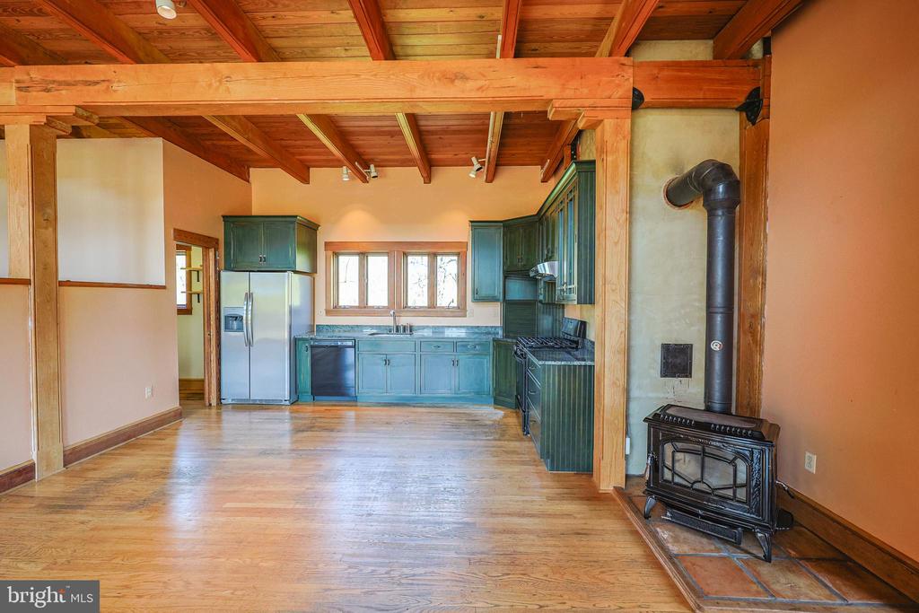 45 SHOOTZ HOLLOW RD, HUNTLY, Virginia, 4 Bedrooms Bedrooms, ,3 BathroomsBathrooms,Residential,45 SHOOTZ HOLLOW RD,VARP2002558 MLS # VARP2002558