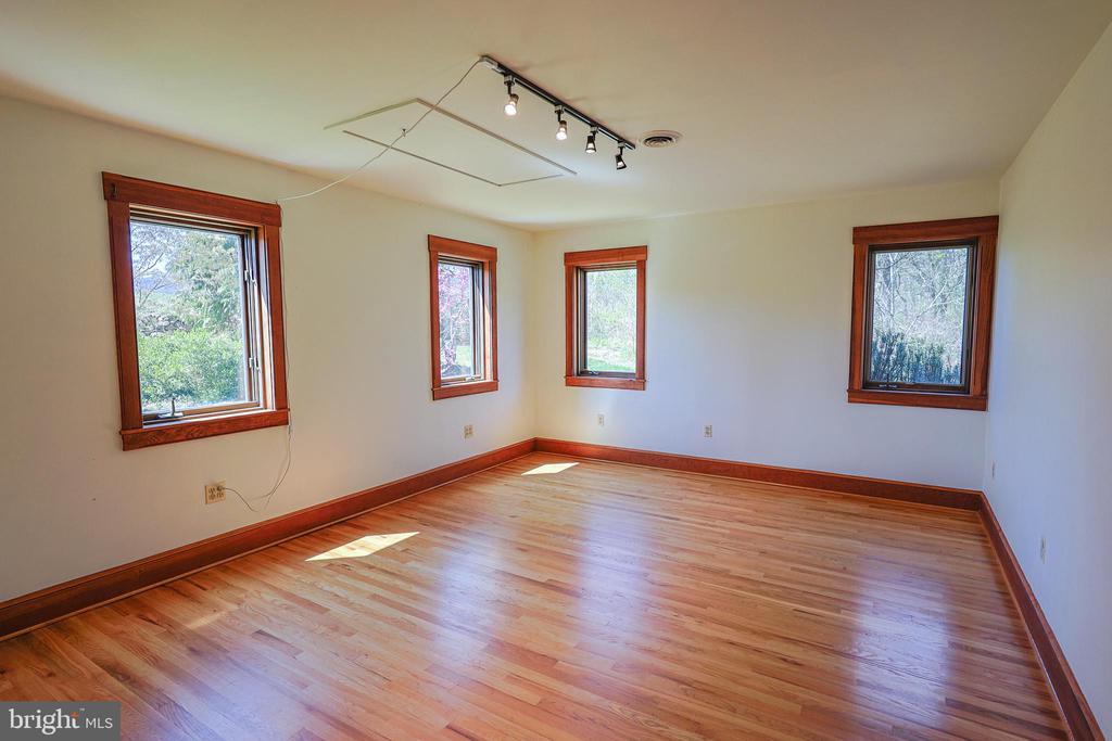 45 SHOOTZ HOLLOW RD, HUNTLY, Virginia, 4 Bedrooms Bedrooms, ,3 BathroomsBathrooms,Residential,45 SHOOTZ HOLLOW RD,VARP2002558 MLS # VARP2002558