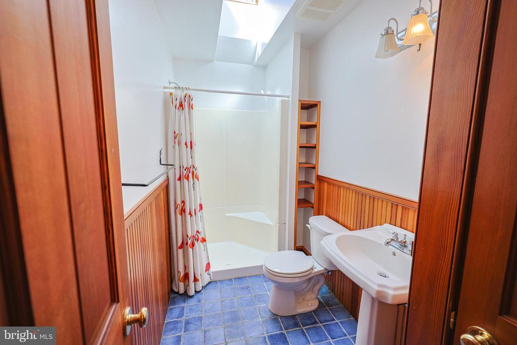 45 SHOOTZ HOLLOW RD, HUNTLY, Virginia, 4 Bedrooms Bedrooms, ,3 BathroomsBathrooms,Residential,45 SHOOTZ HOLLOW RD,VARP2002558 MLS # VARP2002558