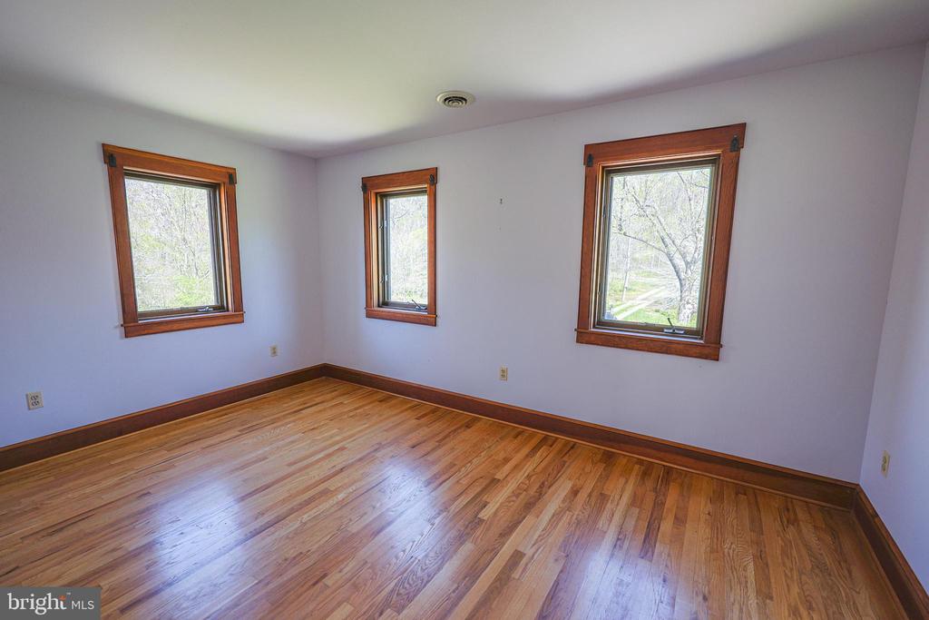 45 SHOOTZ HOLLOW RD, HUNTLY, Virginia, 4 Bedrooms Bedrooms, ,3 BathroomsBathrooms,Residential,45 SHOOTZ HOLLOW RD,VARP2002558 MLS # VARP2002558