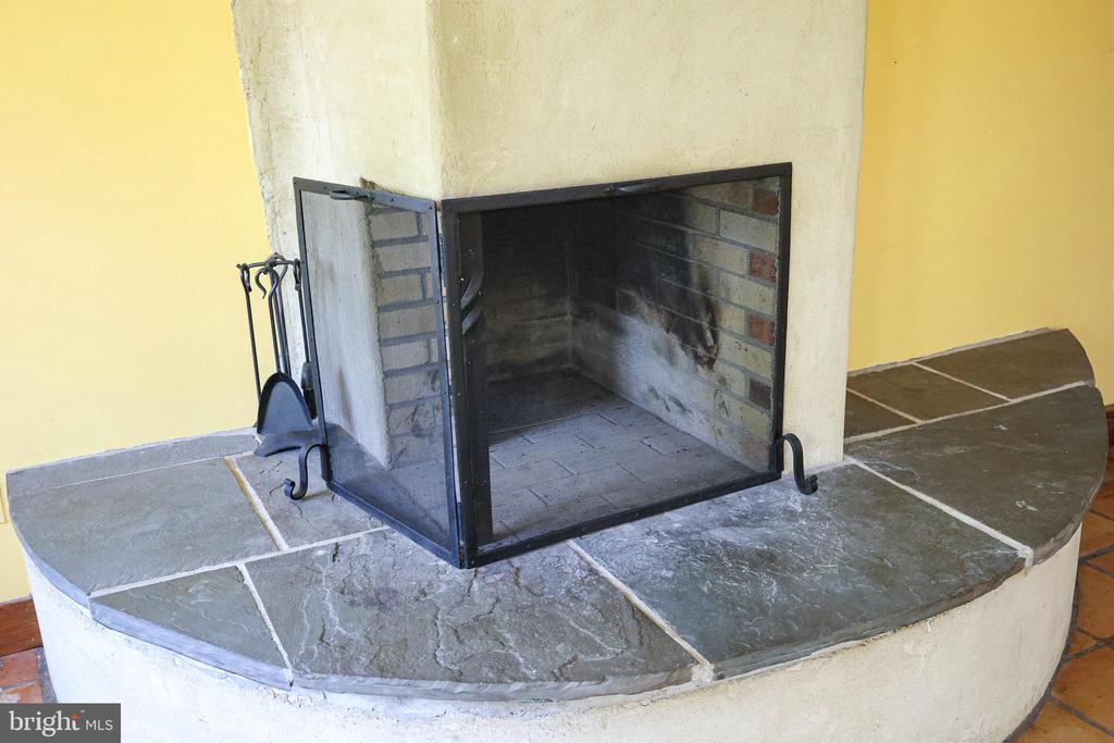 45 SHOOTZ HOLLOW RD, HUNTLY, Virginia, 4 Bedrooms Bedrooms, ,3 BathroomsBathrooms,Residential,45 SHOOTZ HOLLOW RD,VARP2002558 MLS # VARP2002558