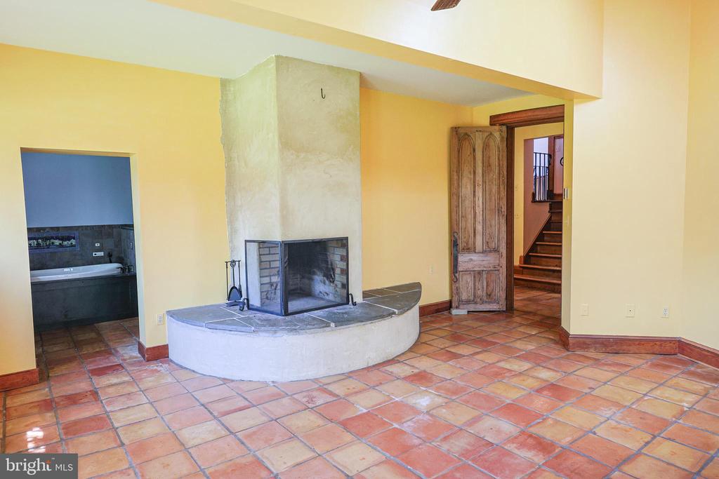 45 SHOOTZ HOLLOW RD, HUNTLY, Virginia, 4 Bedrooms Bedrooms, ,3 BathroomsBathrooms,Residential,45 SHOOTZ HOLLOW RD,VARP2002558 MLS # VARP2002558