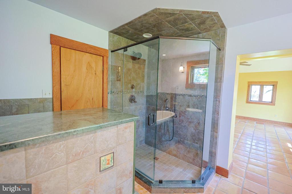 45 SHOOTZ HOLLOW RD, HUNTLY, Virginia, 4 Bedrooms Bedrooms, ,3 BathroomsBathrooms,Residential,45 SHOOTZ HOLLOW RD,VARP2002558 MLS # VARP2002558