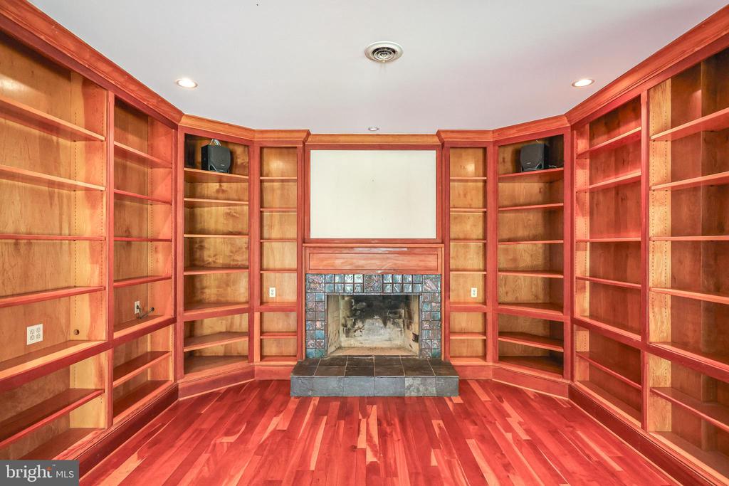 45 SHOOTZ HOLLOW RD, HUNTLY, Virginia, 4 Bedrooms Bedrooms, ,3 BathroomsBathrooms,Residential,45 SHOOTZ HOLLOW RD,VARP2002558 MLS # VARP2002558