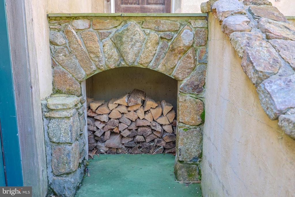 45 SHOOTZ HOLLOW RD, HUNTLY, Virginia, 4 Bedrooms Bedrooms, ,3 BathroomsBathrooms,Residential,45 SHOOTZ HOLLOW RD,VARP2002558 MLS # VARP2002558