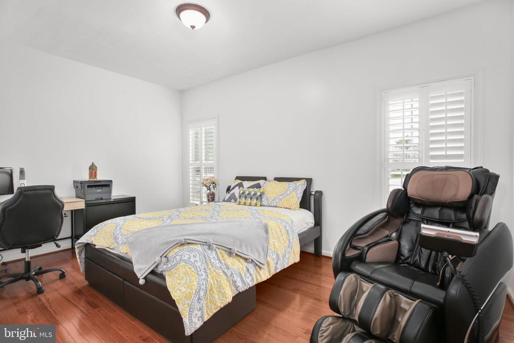 10804 TIDES CT, FREDERICKSBURG, Virginia 22408, 4 Bedrooms Bedrooms, ,3 BathroomsBathrooms,Residential,10804 TIDES CT,VASP2041138 MLS # VASP2041138