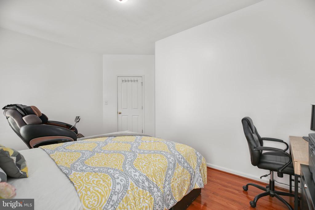 10804 TIDES CT, FREDERICKSBURG, Virginia 22408, 4 Bedrooms Bedrooms, ,3 BathroomsBathrooms,Residential,10804 TIDES CT,VASP2041138 MLS # VASP2041138