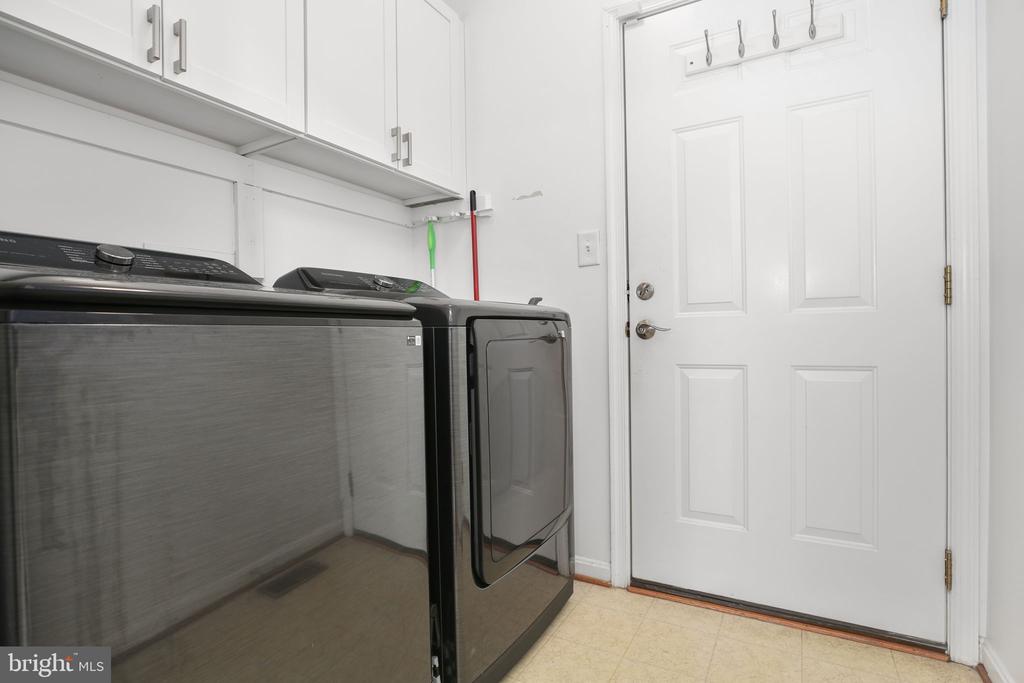 10804 TIDES CT, FREDERICKSBURG, Virginia 22408, 4 Bedrooms Bedrooms, ,3 BathroomsBathrooms,Residential,10804 TIDES CT,VASP2041138 MLS # VASP2041138